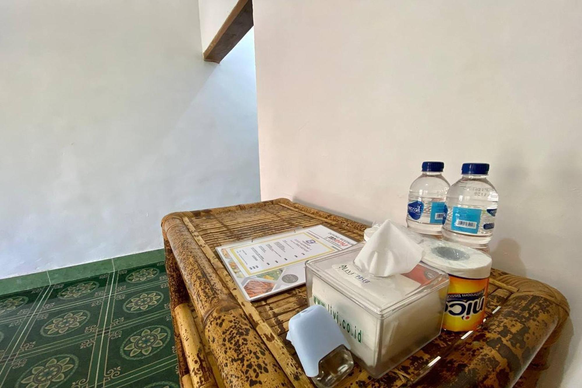 Duyung Rooms & Resto Gerupuk Bumbang Kültér fotó
