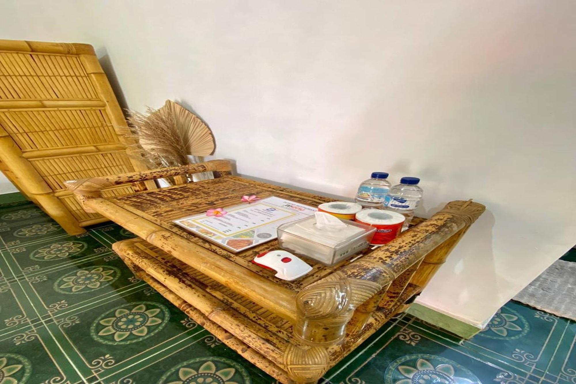 Duyung Rooms & Resto Gerupuk Bumbang Kültér fotó