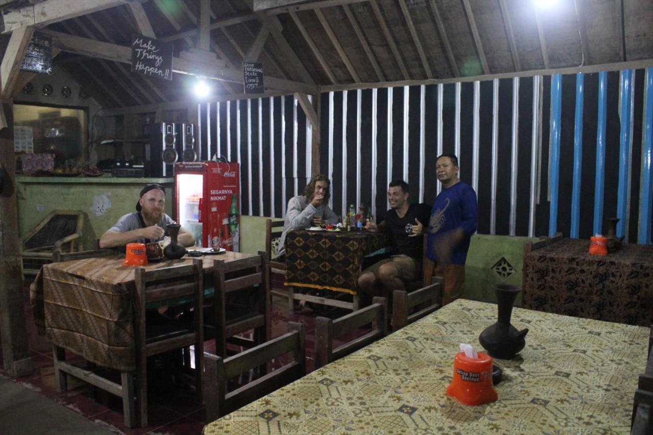 Duyung Rooms & Resto Gerupuk Bumbang Kültér fotó
